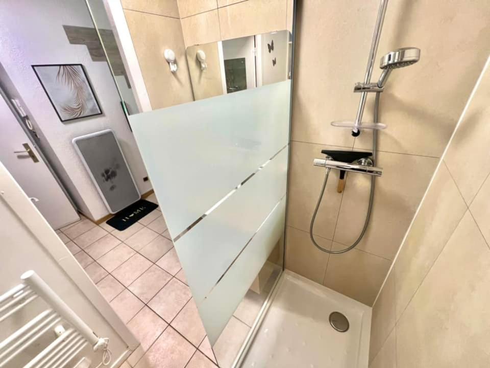 ג'רארדמר Joli Studio Cosy, Vue Magnifique Et Terrasse Privee מראה חיצוני תמונה